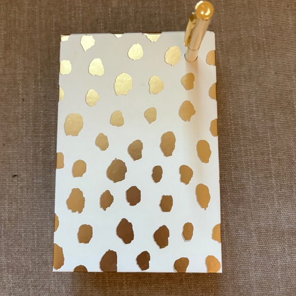 Kate Spade Gold Dot 250 Loose Notes with Pen - Picture 1 of 5